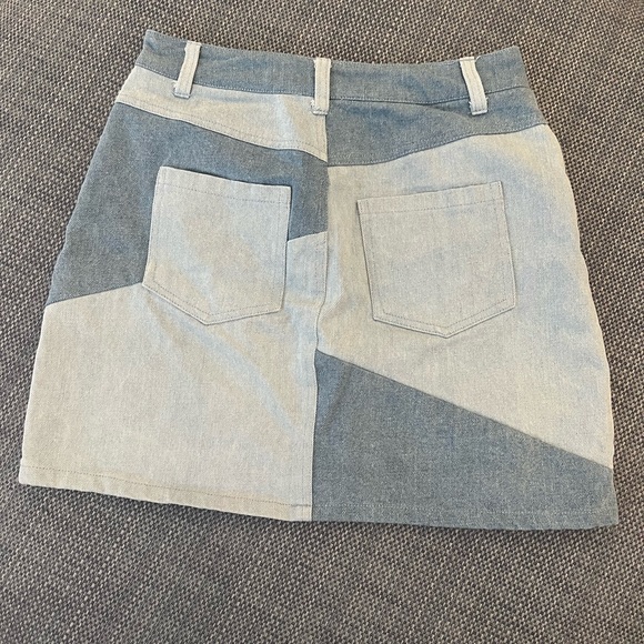 EUC size M Altar’d State jean skirt 
$15 shipped - Picture 2 of 3